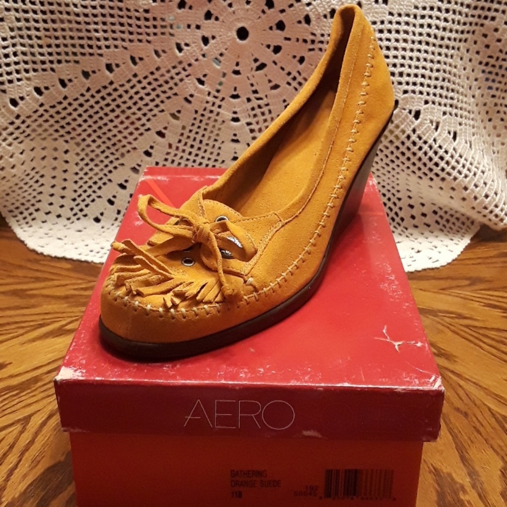 NEW Aerosoles Wedge